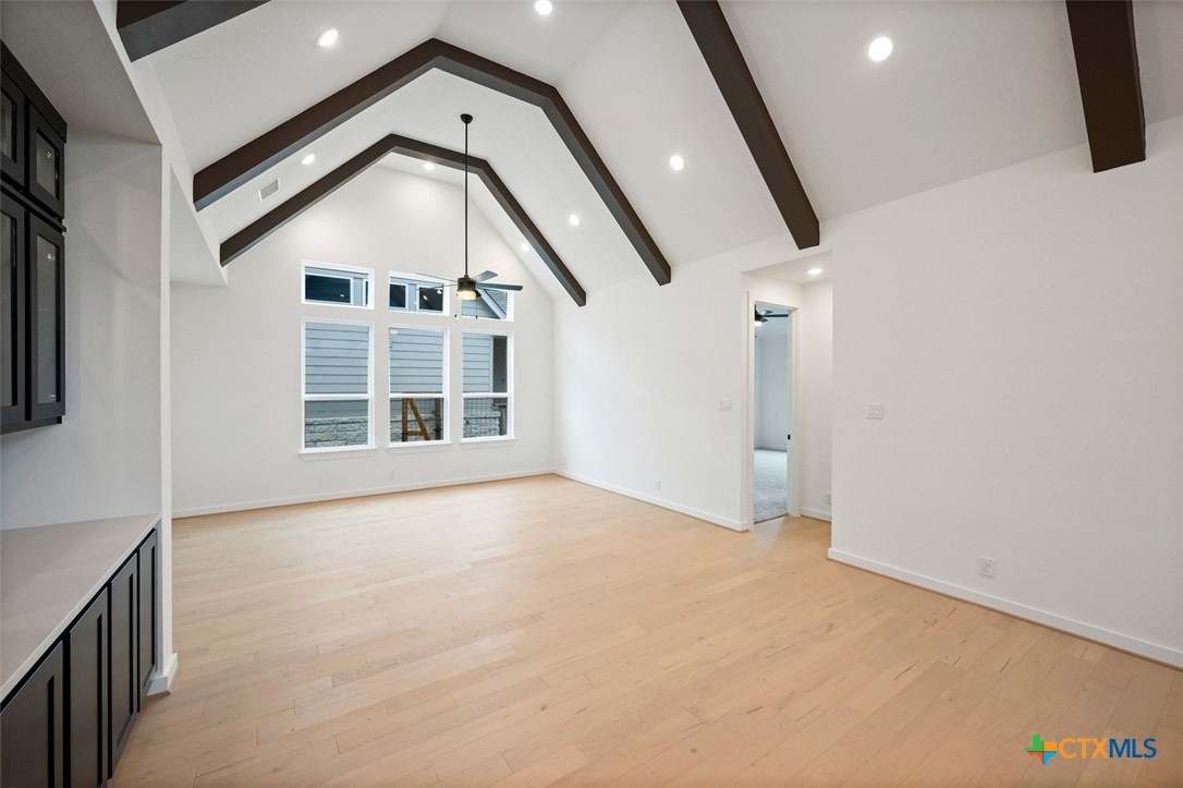 12213 Moon Pool Schertz, TX 78154 - Photo 20 of 25 a view of an empty room with a window