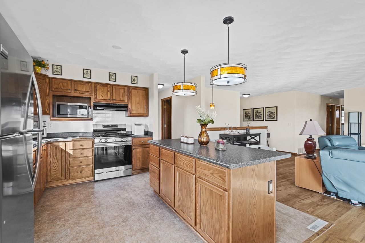 1255 Lake Summerset Road Lake Summerset, IL 61019 - Photo 7 of 33 Gallery Image 7