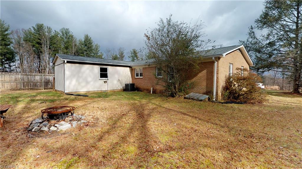 221 Willis Road Mount Airy, NC 27030 - Photo 4 of 19 Gallery Image 4