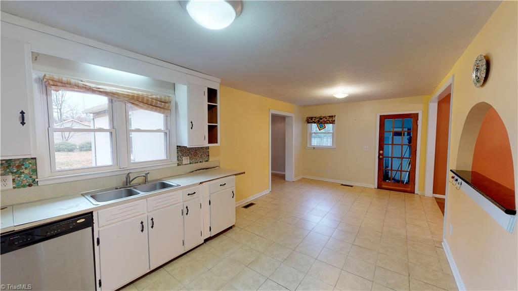 221 Willis Road Mount Airy, NC 27030 - Photo 8 of 19 Gallery Image 8