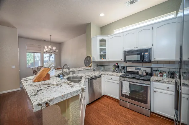 $499,900 | 4160 Donovan Way, Turlock, CA 95382