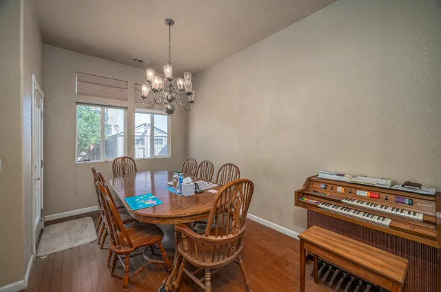 $499,900 | 4160 Donovan Way, Turlock, CA 95382