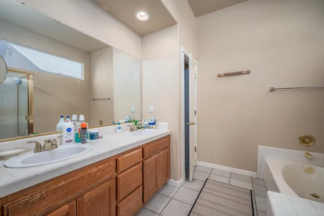 $499,900 | 4160 Donovan Way, Turlock, CA 95382