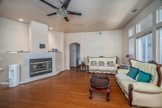 $499,900 | 4160 Donovan Way, Turlock, CA 95382