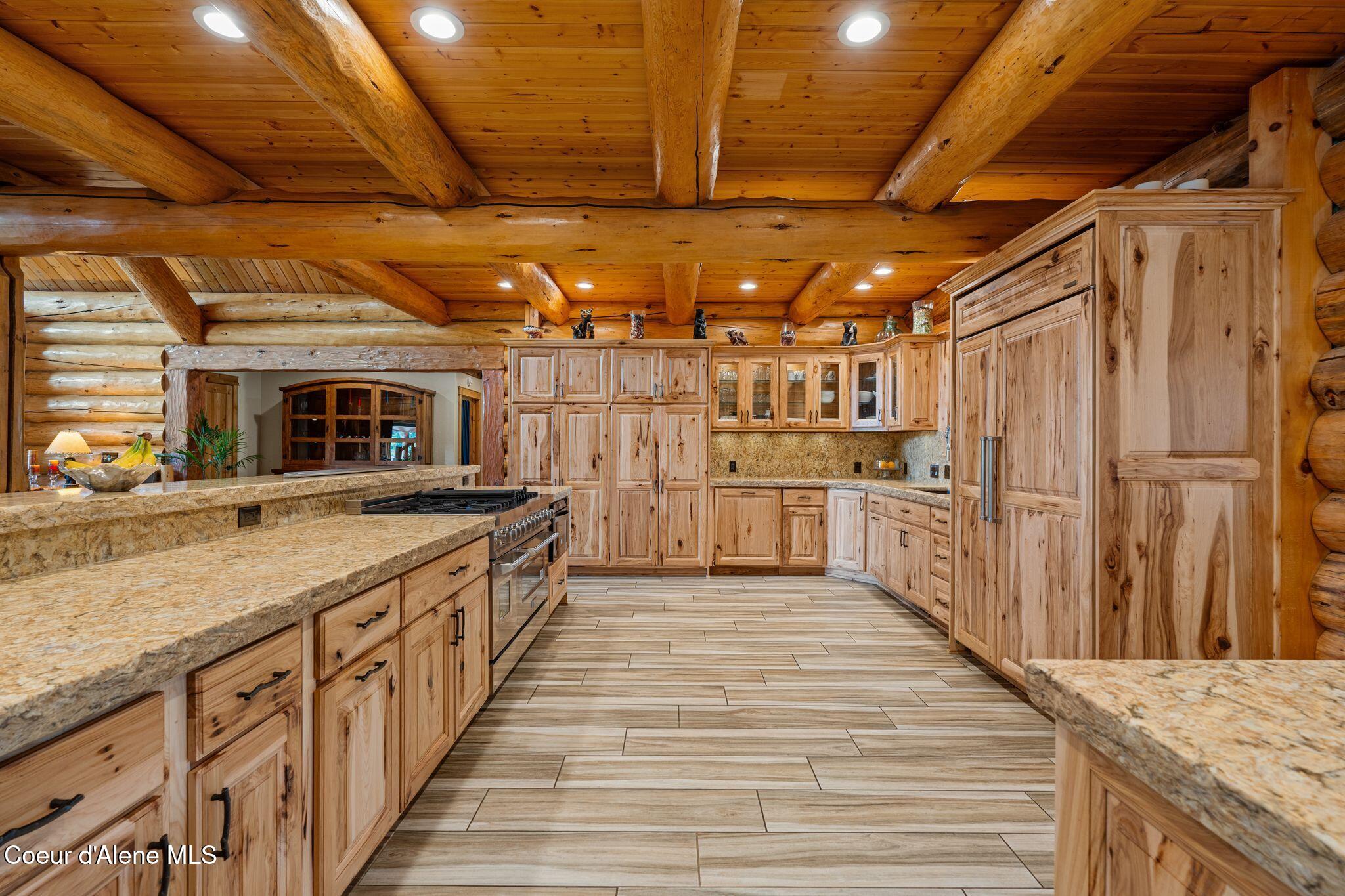 816 Ponderesa Ranch Road Sagle, ID 83860 - Photo 24 of 95 Kitchen