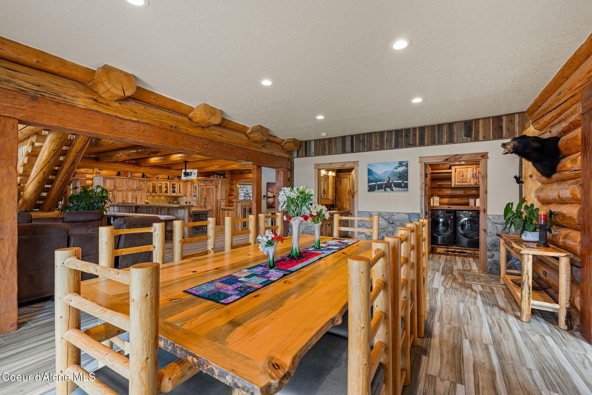 816 Ponderesa Ranch Road Sagle, ID 83860 - Photo 28 of 95 Dining