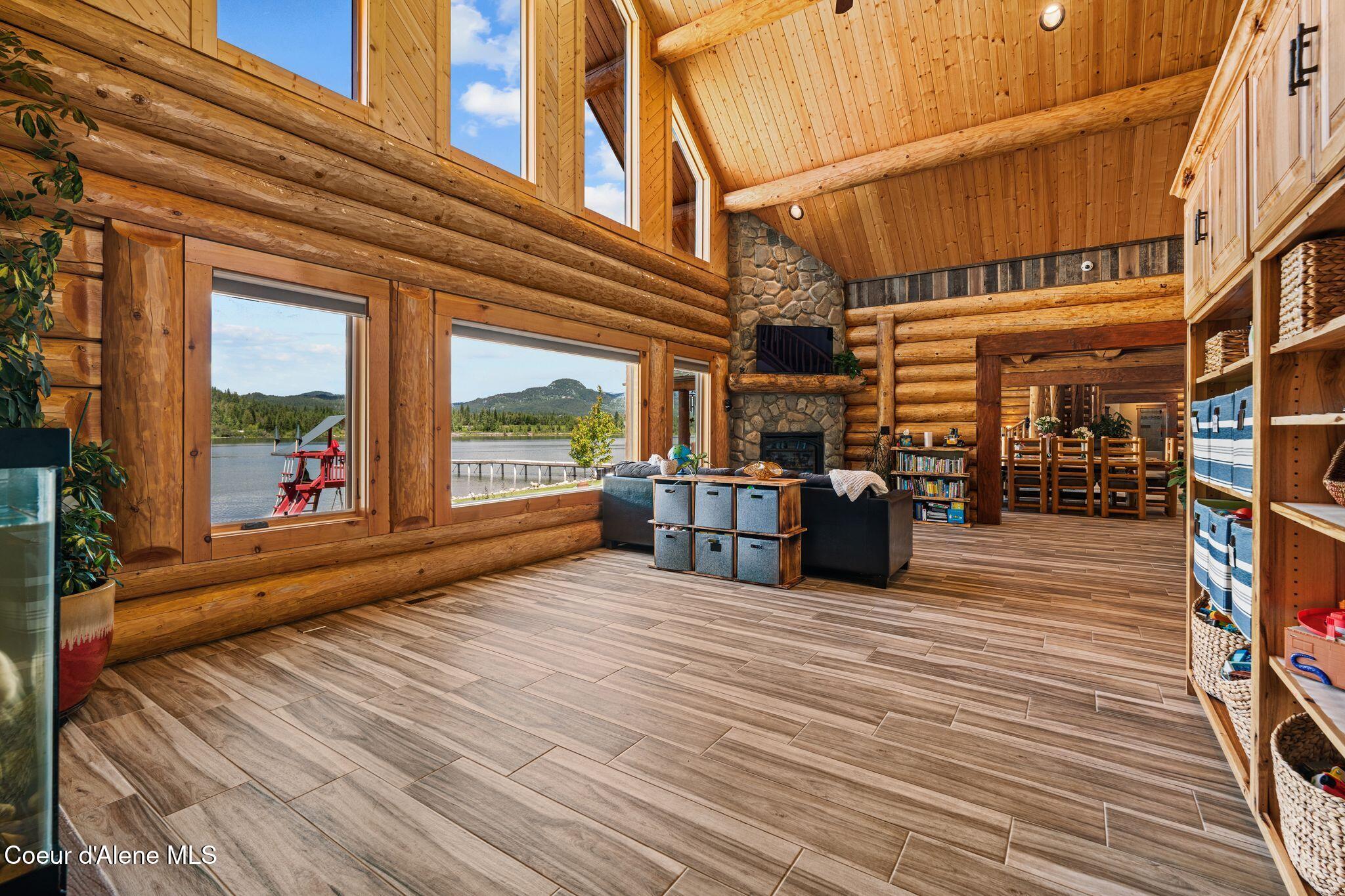 816 Ponderesa Ranch Road Sagle, ID 83860 - Photo 30 of 95 Living Area