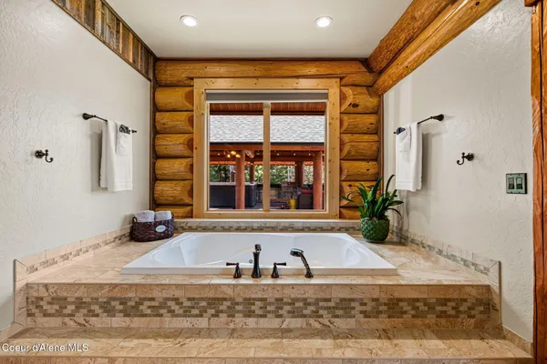 $6,900,000 | 816 Ponderesa Ranch Road, Sagle, ID 83860