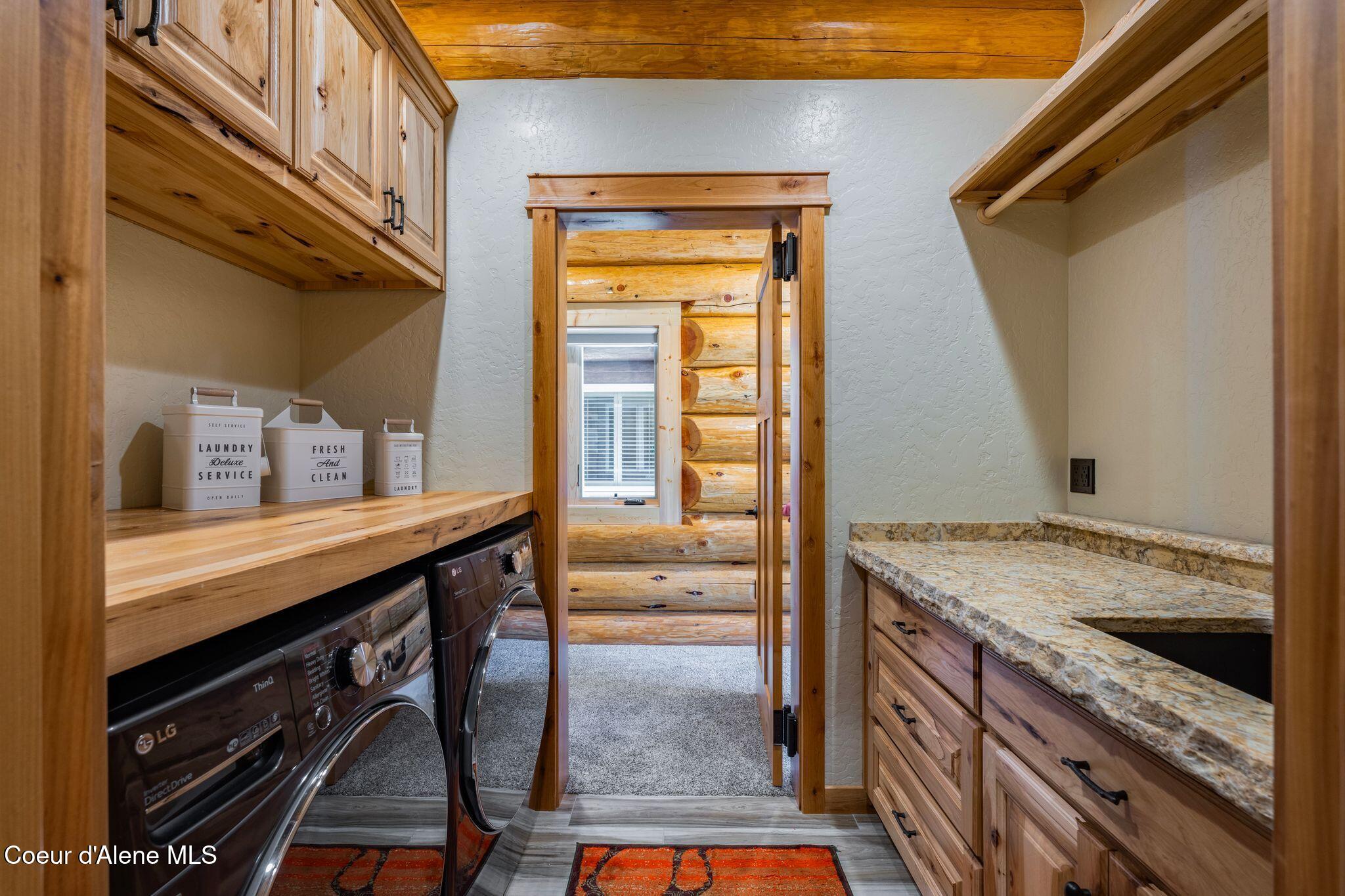 816 Ponderesa Ranch Road Sagle, ID 83860 - Photo 56 of 95 Laundry 2