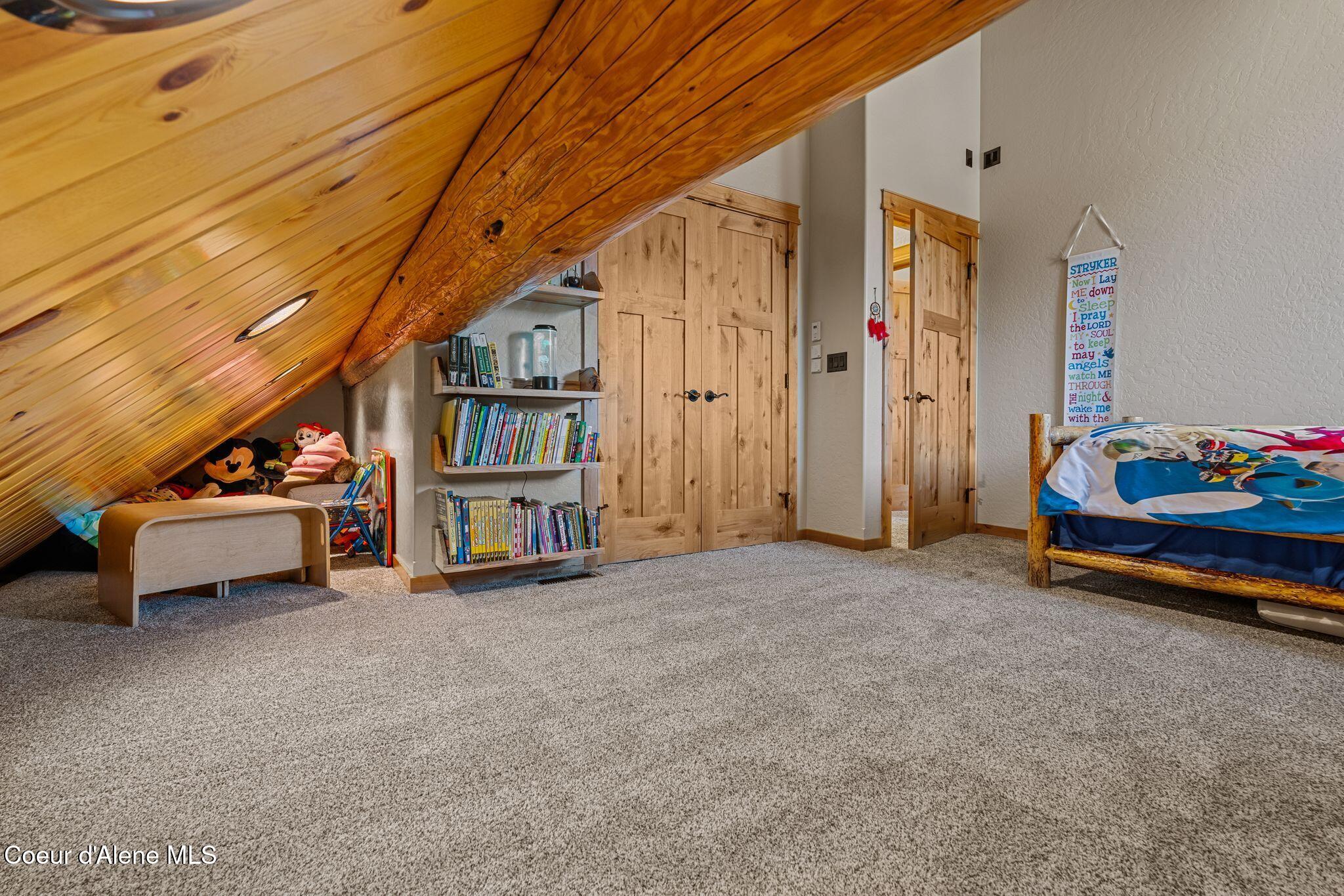 816 Ponderesa Ranch Road Sagle, ID 83860 - Photo 62 of 95 Bedroom