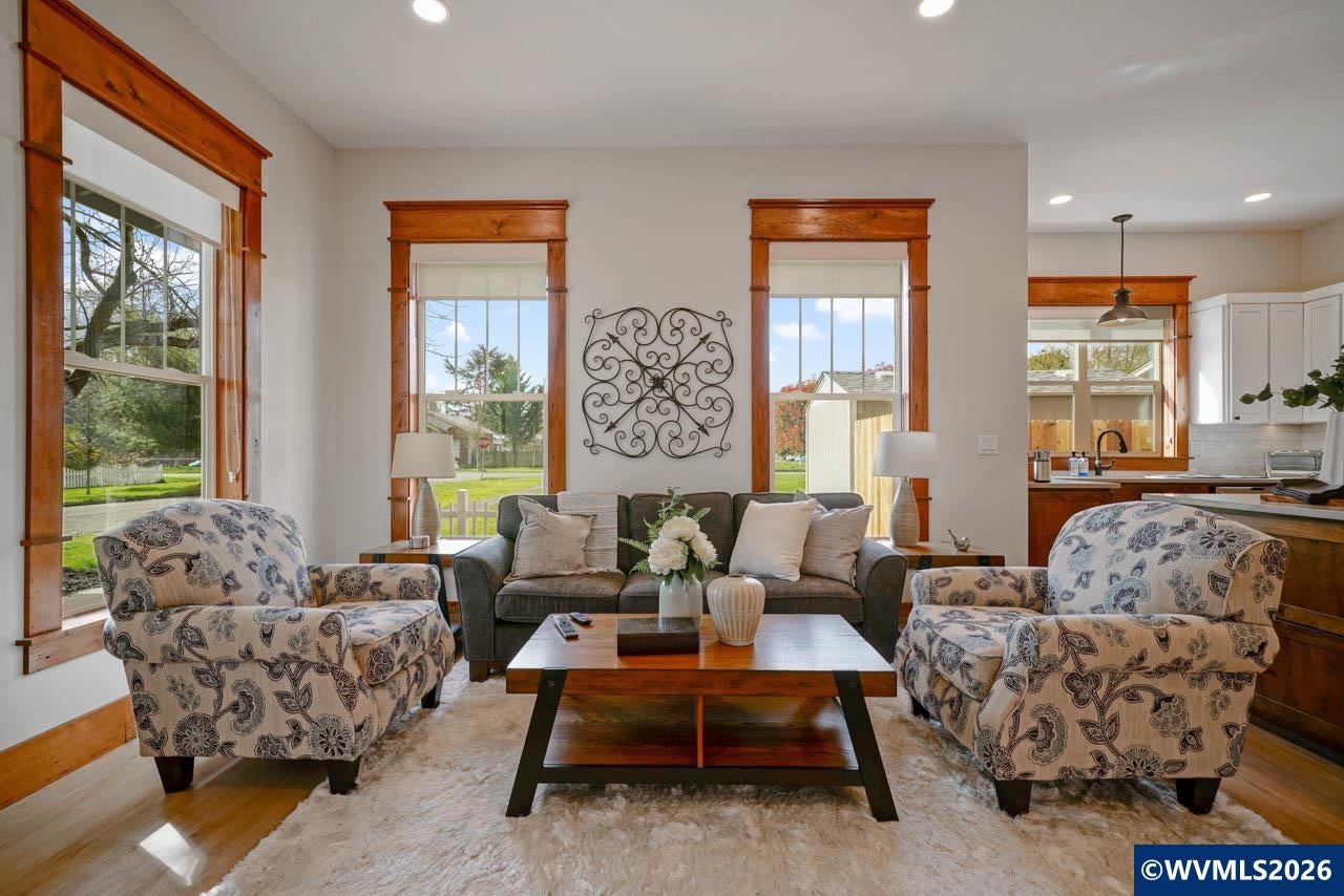 46 Walnut Street Independence, OR 97351 - Photo 9 of 44 Gallery Image 9
