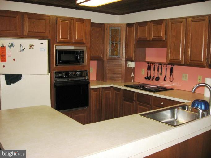 23 Borens Shore Road Elkton, MD 21921 - Photo 6 of 22 Kitchen