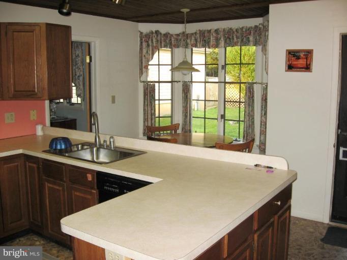 23 Borens Shore Road Elkton, MD 21921 - Photo 8 of 22 Breakfast Area