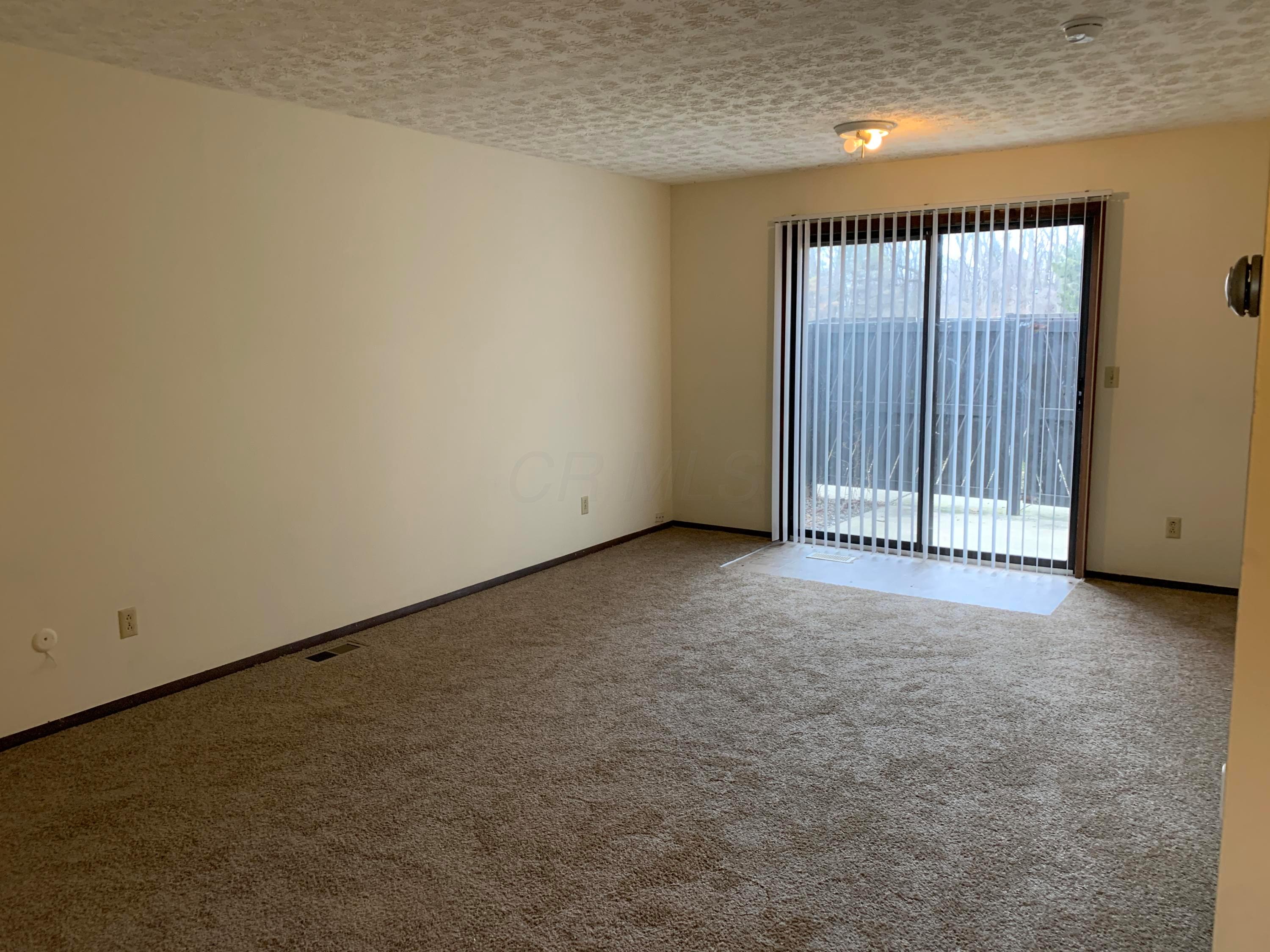 5904 Hallworth Avenue, Unit 5904A Columbus, OH 43232 - Photo 5 of 19