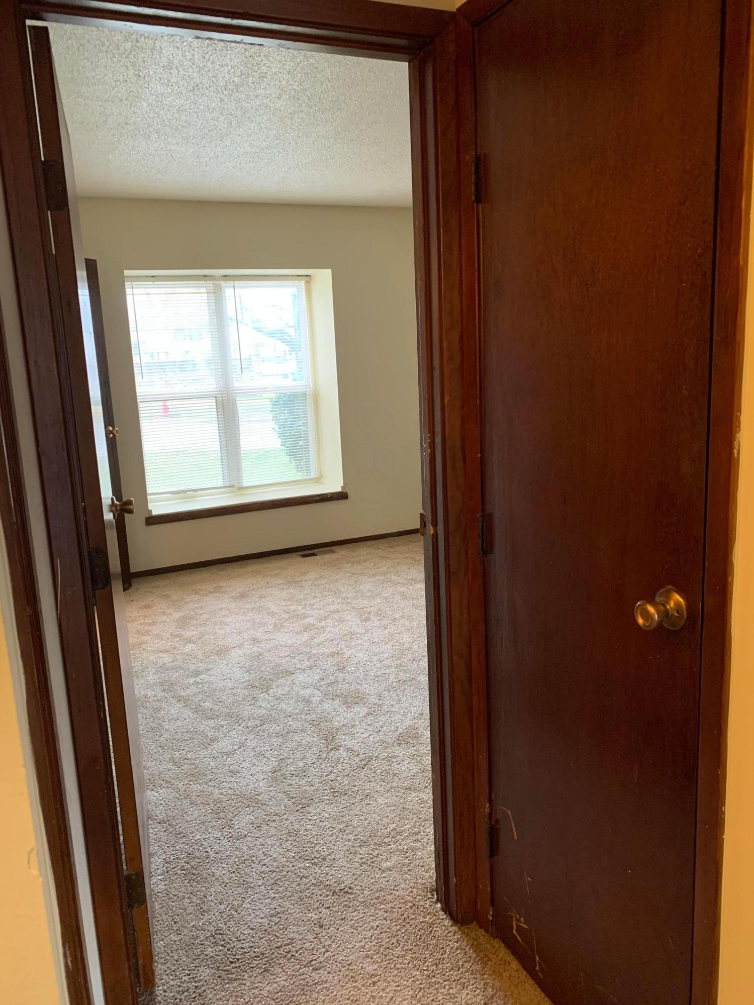 5904 Hallworth Avenue, Unit 5904A Columbus, OH 43232 - Photo 8 of 19