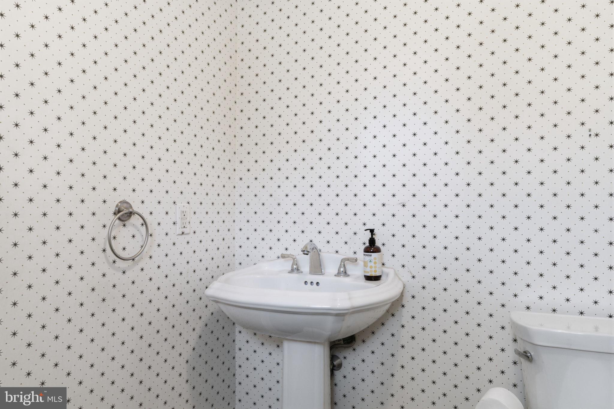 101 Llanberris Road Bala Cynwyd, PA 19004 - Photo 23 of 79