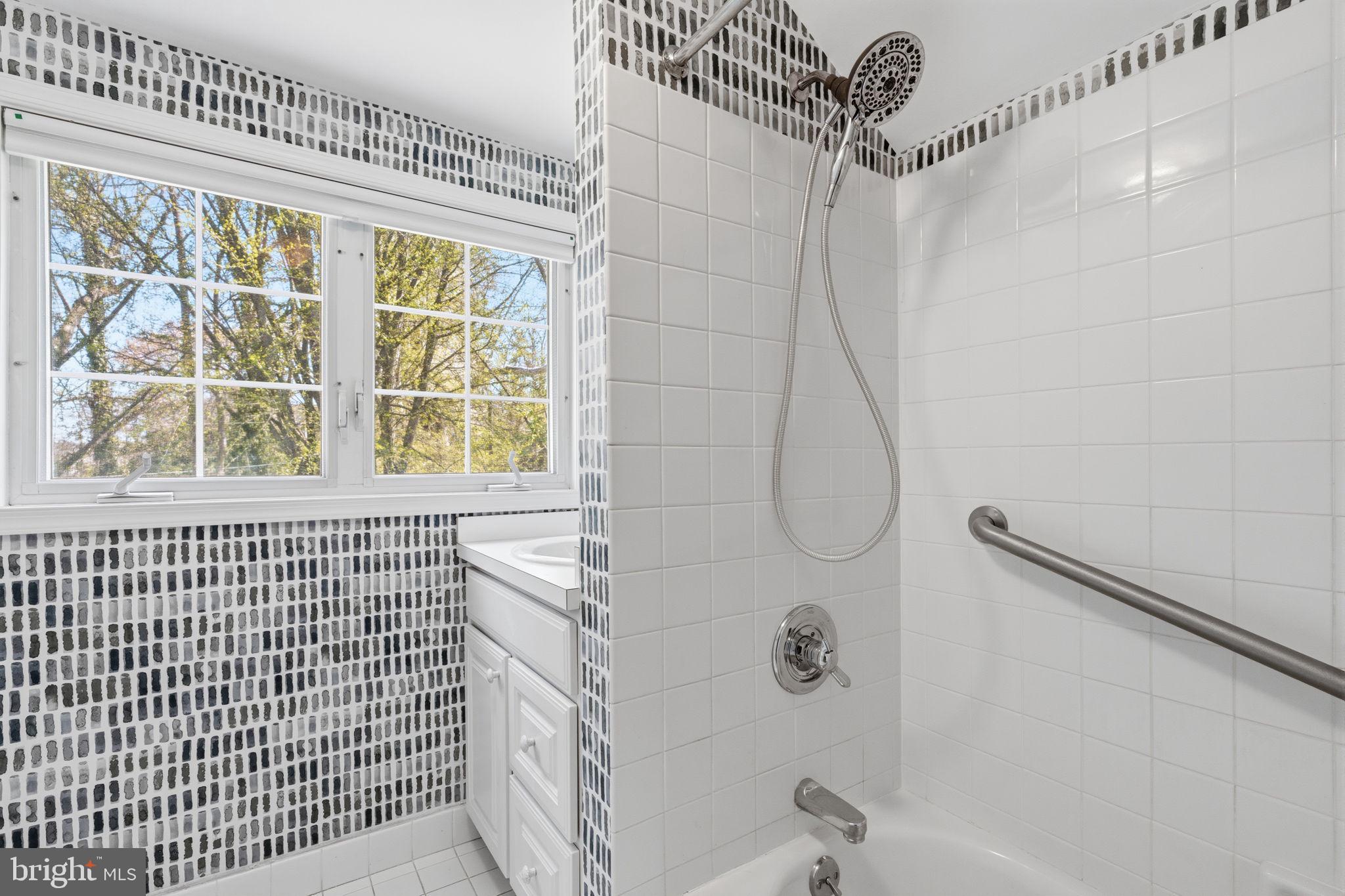 101 Llanberris Road Bala Cynwyd, PA 19004 - Photo 36 of 79