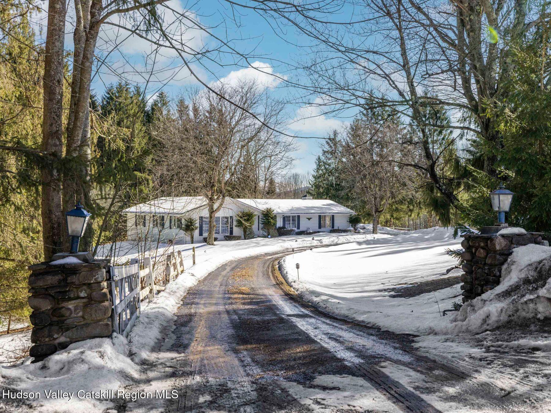 366 Terry Road Stamford, NY 12167 - Photo 1 of 50 photo_online_002