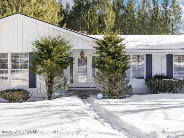 $550,000 | 366 Terry Road, Stamford, NY 12167