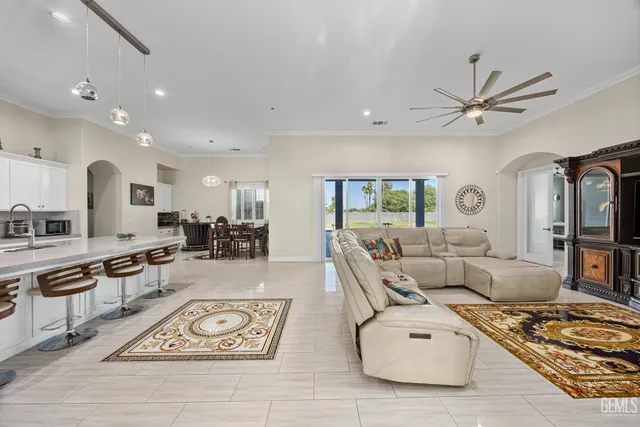 $1,199,999 | Undisclosed Address, Bakersfield, CA 93307