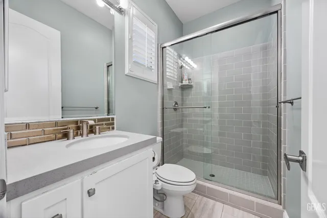 $1,199,999 | Undisclosed Address, Bakersfield, CA 93307