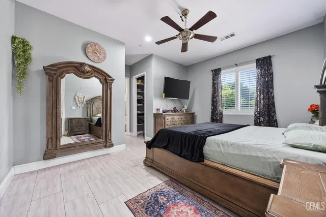 $1,199,999 | Undisclosed Address, Bakersfield, CA 93307