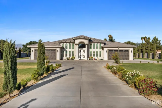 $1,199,999 | Undisclosed Address, Bakersfield, CA 93307