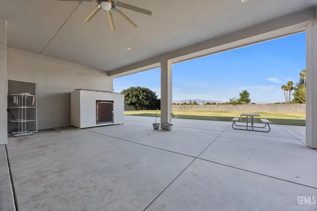 $1,199,999 | Undisclosed Address, Bakersfield, CA 93307