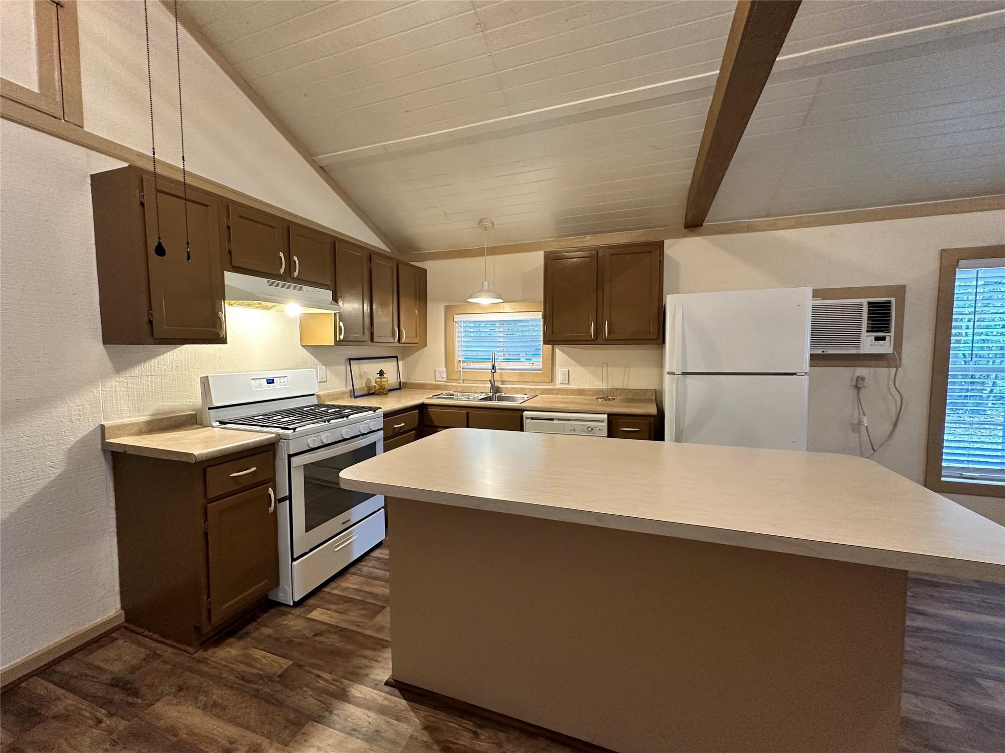 12462 Main Street Chester, TX 75936 - Photo 8 of 30