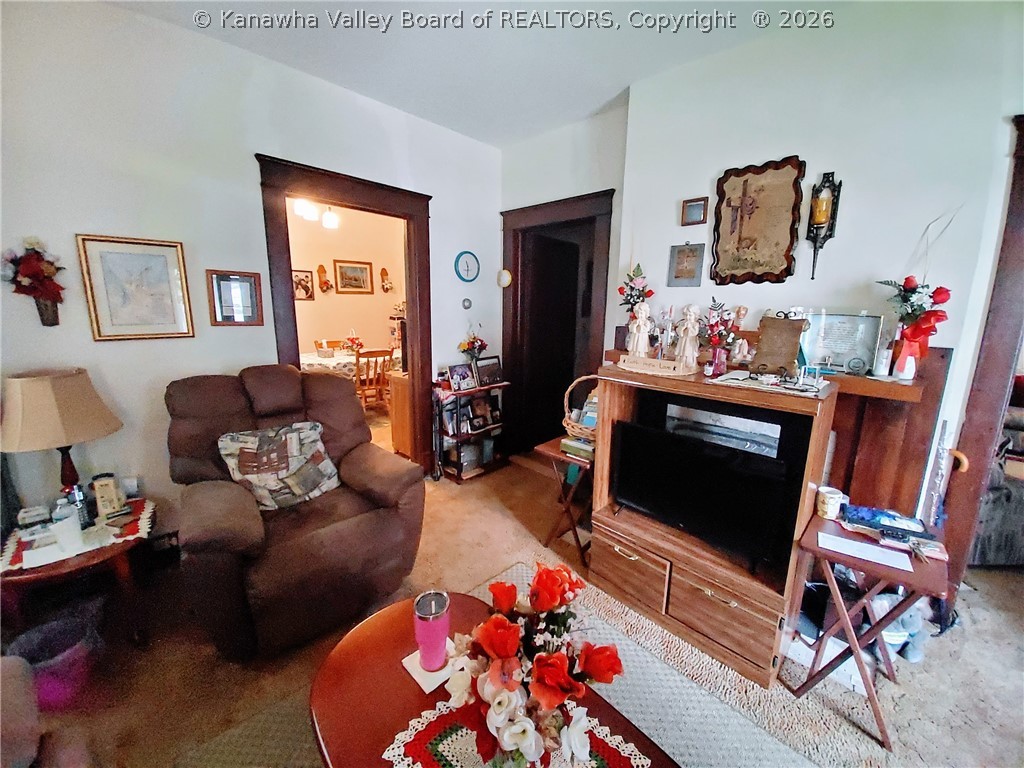 205 8th Street Point Pleasant, WV 25550 - Photo 10 of 21 FAMILY ROOM