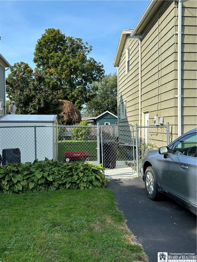 65 West 4th Street Dunkirk, NY 14048 - Photo 4 of 40