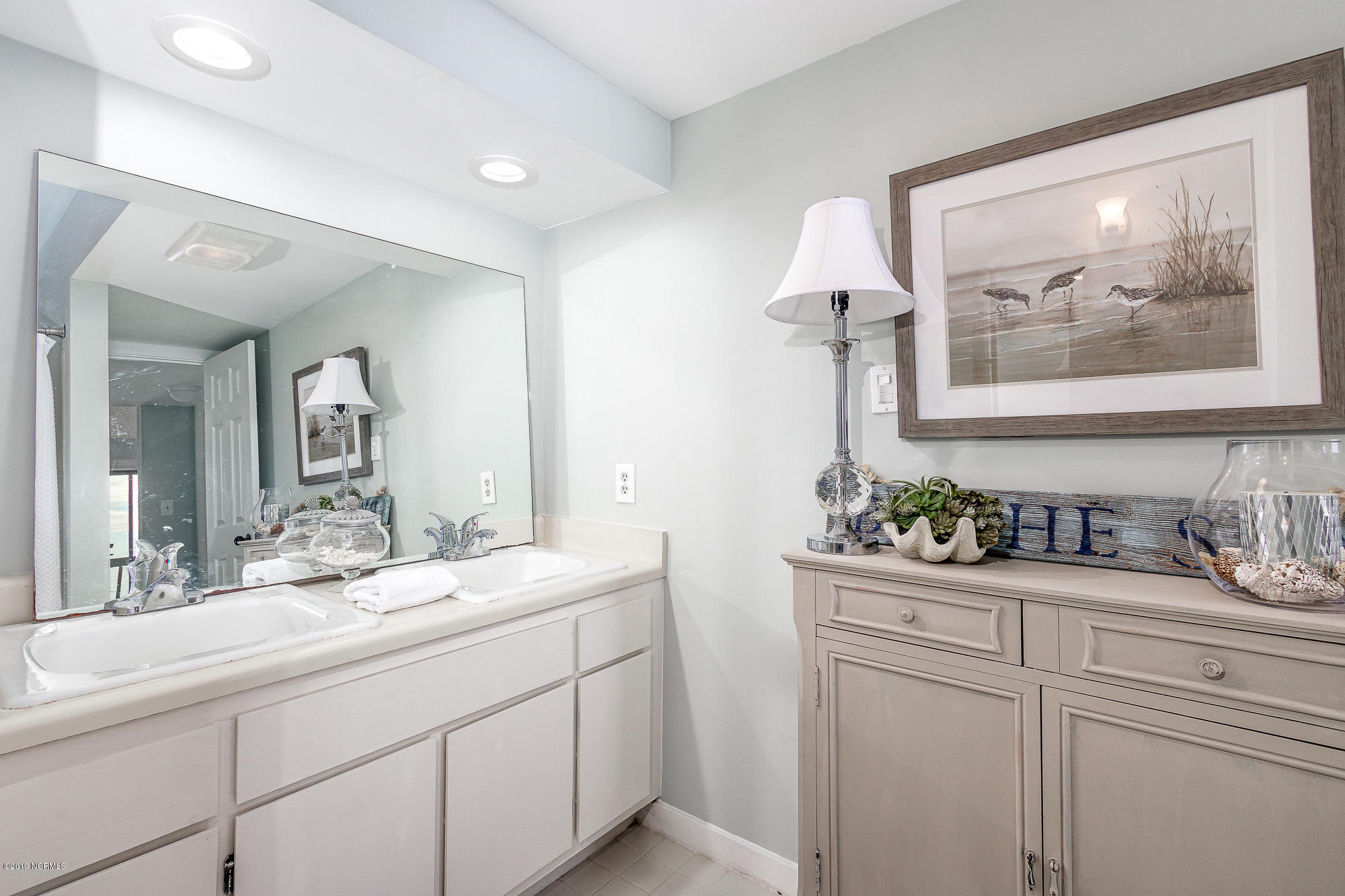 565 Salter Path Road, Unit X3 Pine Knoll Shores, NC 28512 - Photo 19 of 61 En suite master bath