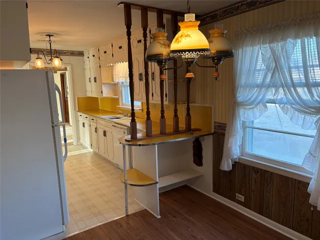 $255,000 | 984 North Monroe Street, La Grange, TX 78945