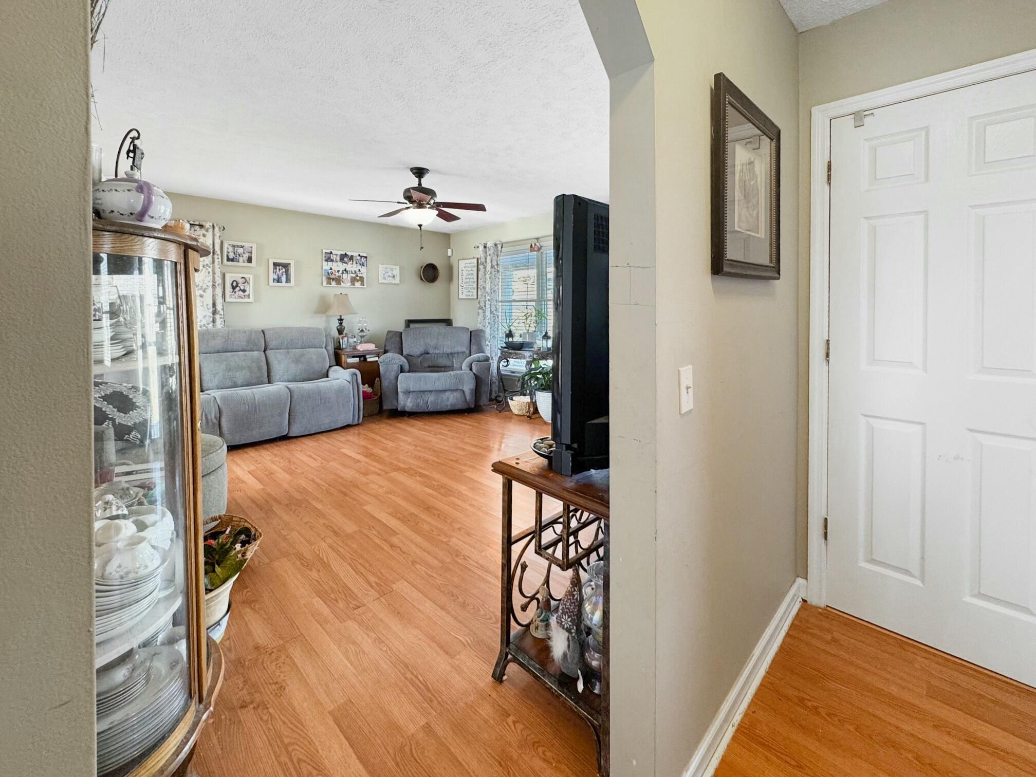 614 East 3rd Street Perryville, KY 40468 - Photo 13 of 21 tempImage77M6Qx