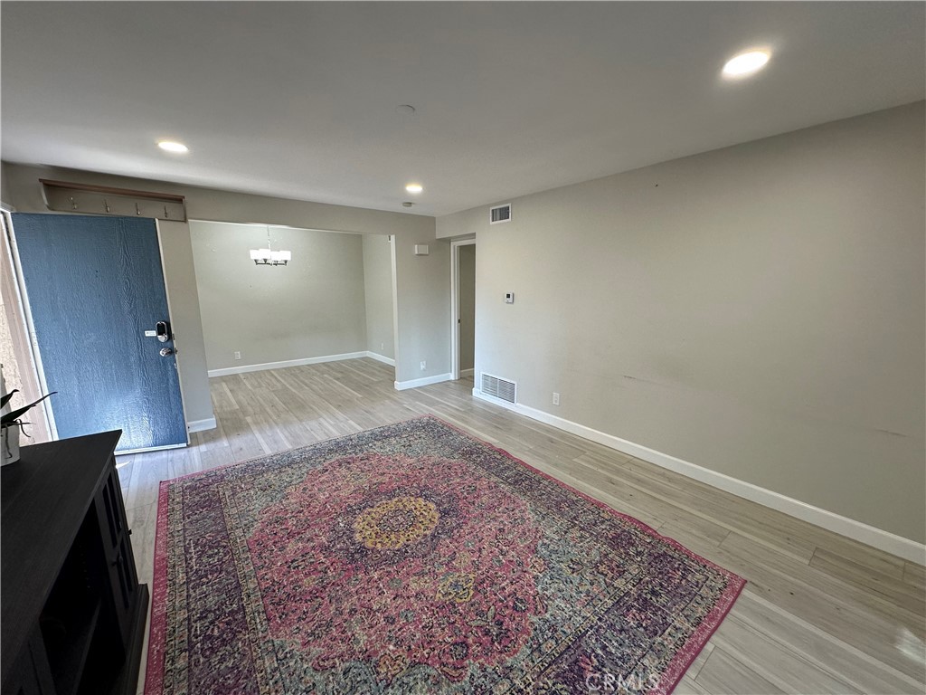 156 Echo Run, Unit 70 Irvine, CA 92614 - Photo 5 of 25