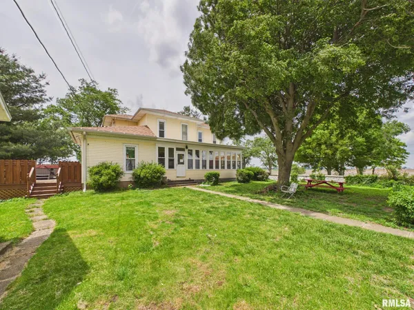$500,000 | 8832 Jackson Road, Blue Mound, IL 62513