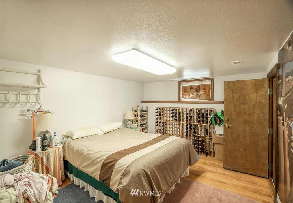 7512 Long Lake Road Southeast Port Orchard, WA 98367 - Photo 13 of 31 Gallery Image 13