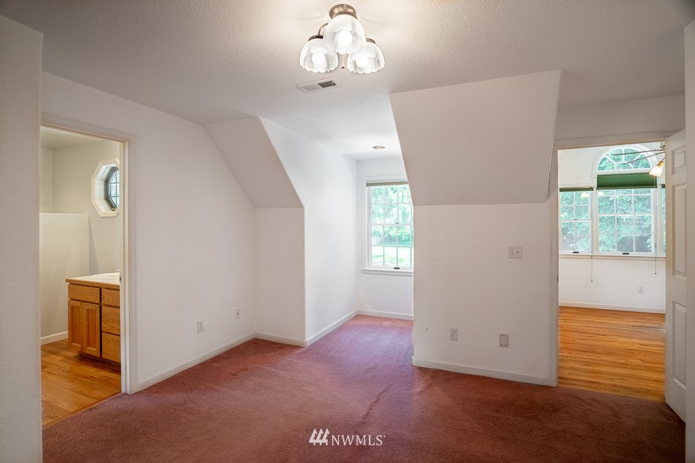 7512 Long Lake Road Southeast Port Orchard, WA 98367 - Photo 17 of 31 Gallery Image 17