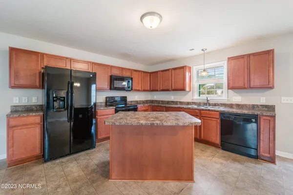 $1,795 | 4008 West T Whitehead Drive, Jacksonville, NC 28546