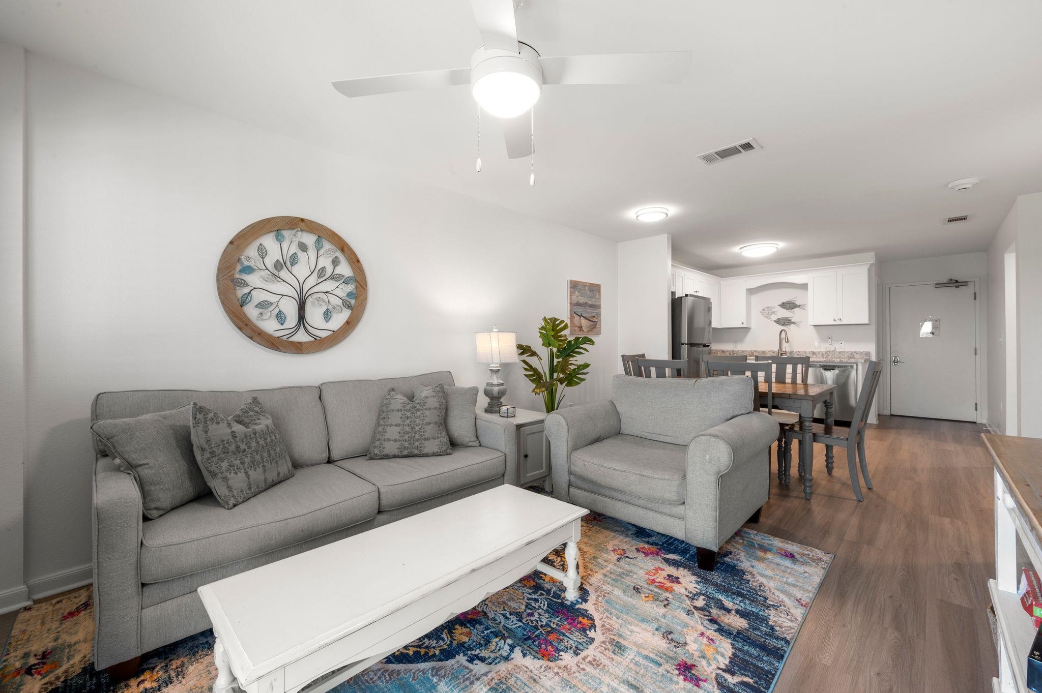 400 Plantation Road, Unit 4409 Gulf Shores, AL 36542 - Photo 8 of 34 Living Room