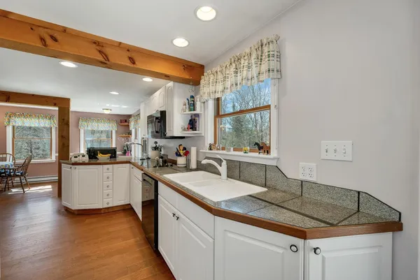 $575,000 | 151-155 Millbrook Road, Thornton, NH 03285