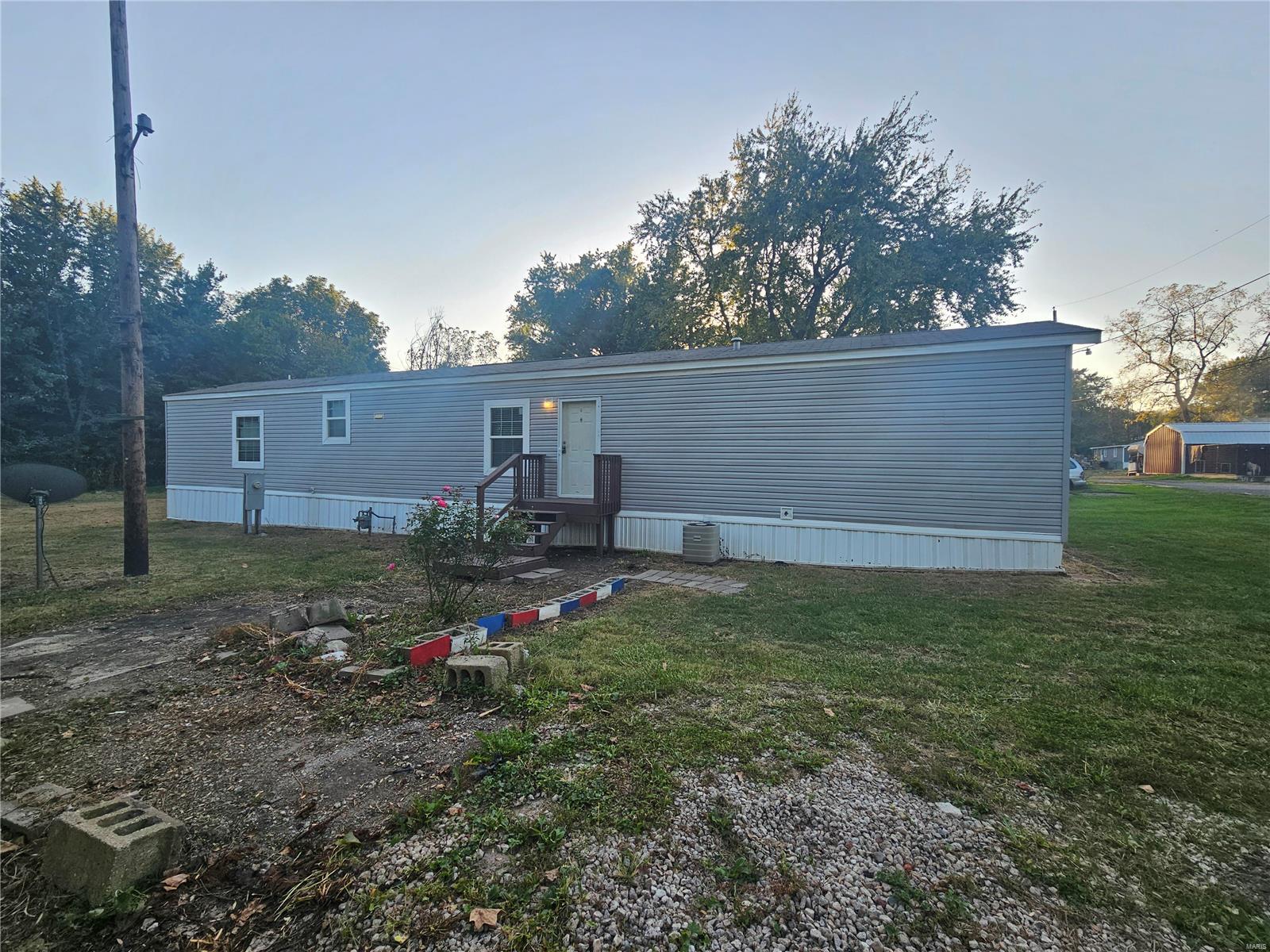 217 East Clinton Street Springfield, IL 62707 - Photo 2 of 19