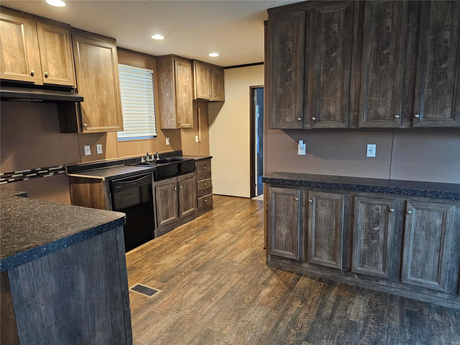 217 East Clinton Street Springfield, IL 62707 - Photo 7 of 19
