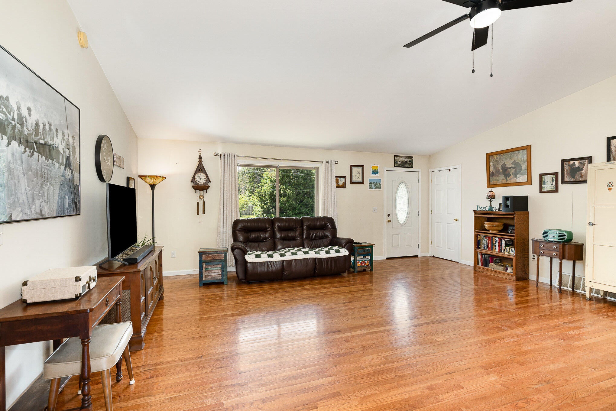 11181 Stephan Bridge Road Roscommon, MI 48653 - Photo 5 of 25 006_dsc09752-edit-edit_826