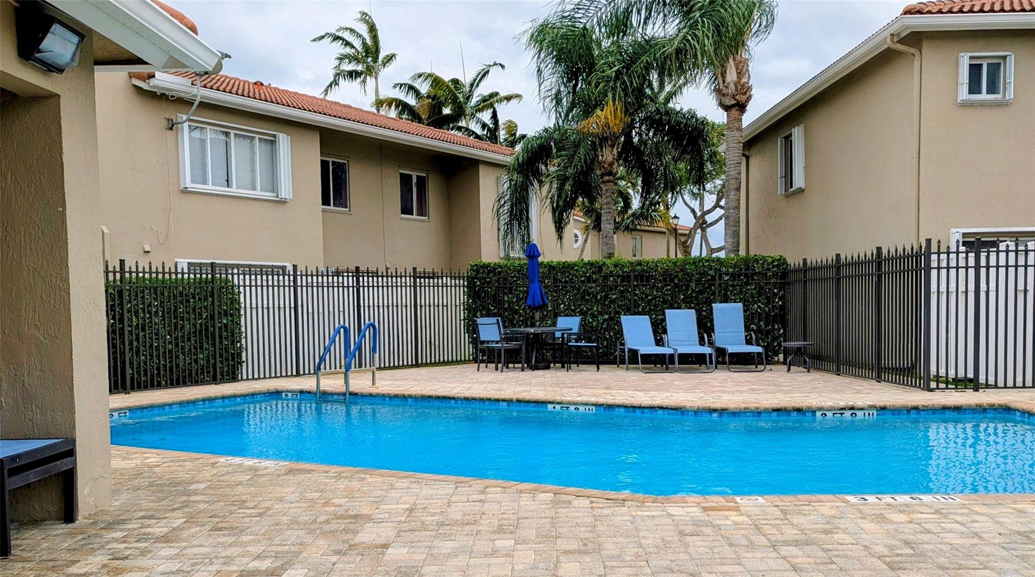 158 Riviera Circle, Unit 193 Weston, FL 33326 - Photo 22 of 22 Pool