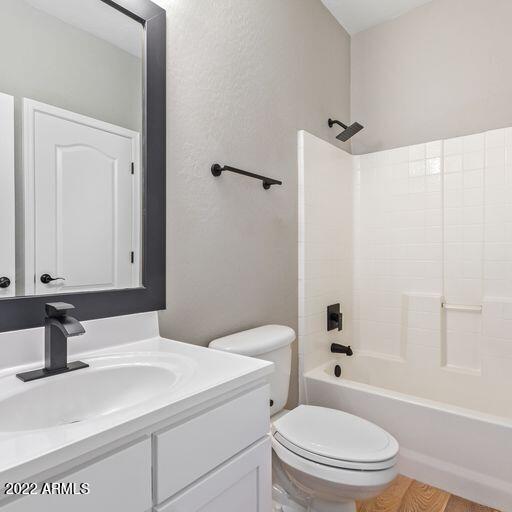 3230 East Blue Ridge Way Gilbert, AZ 85298 - Photo 17 of 43 image