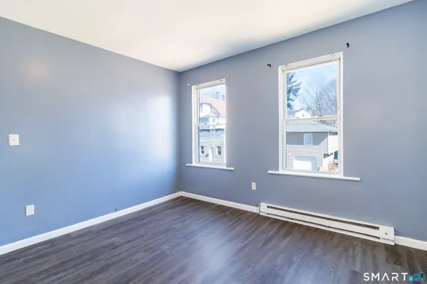 $429,000 | 27 Beacon Street, Waterbury, CT 06704