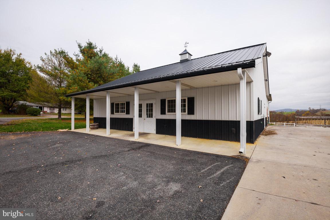 8737 Mt Tabor Road Middletown, MD 21769 - Photo 3 of 25