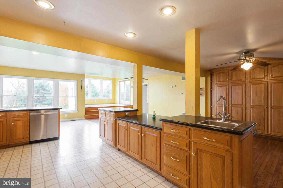 8737 Mt Tabor Road Middletown, MD 21769 - Photo 5 of 25