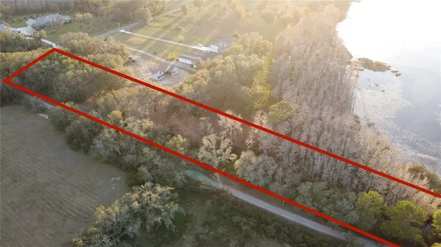 a view of a bird bath